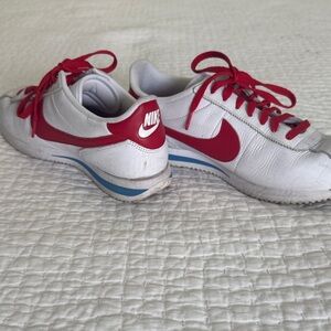 Nike White and Red Sneakers Forrest Gump